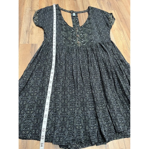 Free People Black Geometric Boho Skater Dress – Size Small – 100% Rayon - Picture 7 of 9